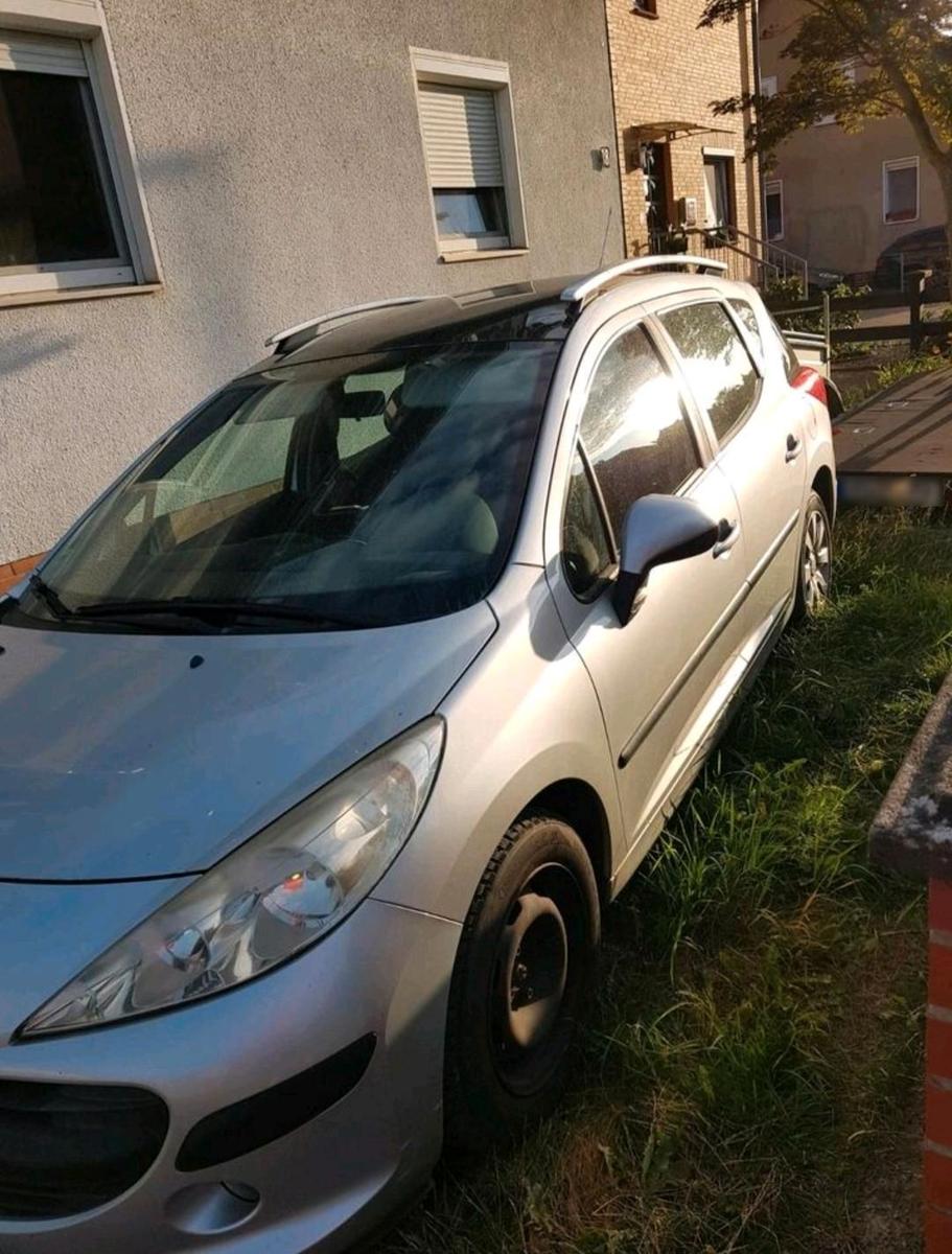 Peugeot 207, 2008