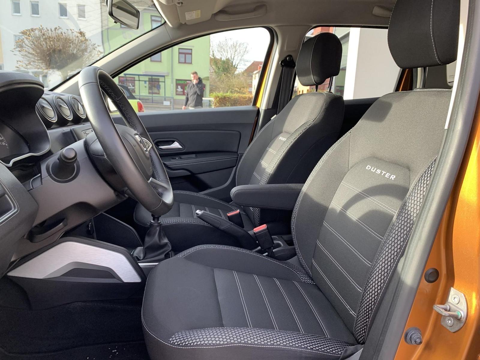 Dacia Duster Prestige 150 AHK+Klimaaaut+Navi+Sitzhz, миниатюра 9