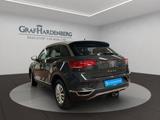 Volkswagen T-Roc Style 1.5 TSI DSG Navi ACC - Volkswagen T-Roc Style mit Benzin-Antrieb