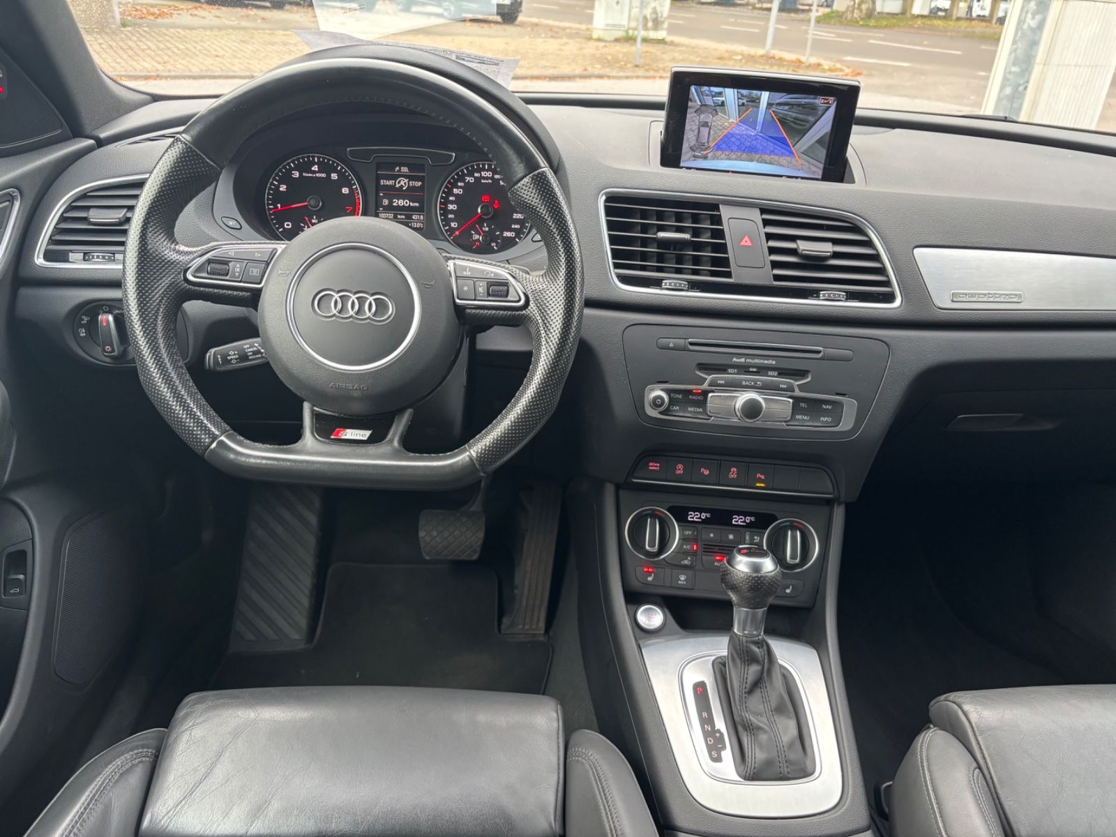 Fahrzeugabbildung Audi Q3 S-line quattro Kam SHZ