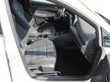Volkswagen Golf VIII GTE GTE Tiptronic LED NAVI