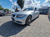 BMW 318 Baureihe 3 Touring 318i Klima, Alu - BMW 318 aus 2006: Kombi