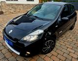 Renault Clio III tomtom Edition TÜV NEU 2. HAND - Renault Clio Gebrauchtwagen in Kassel