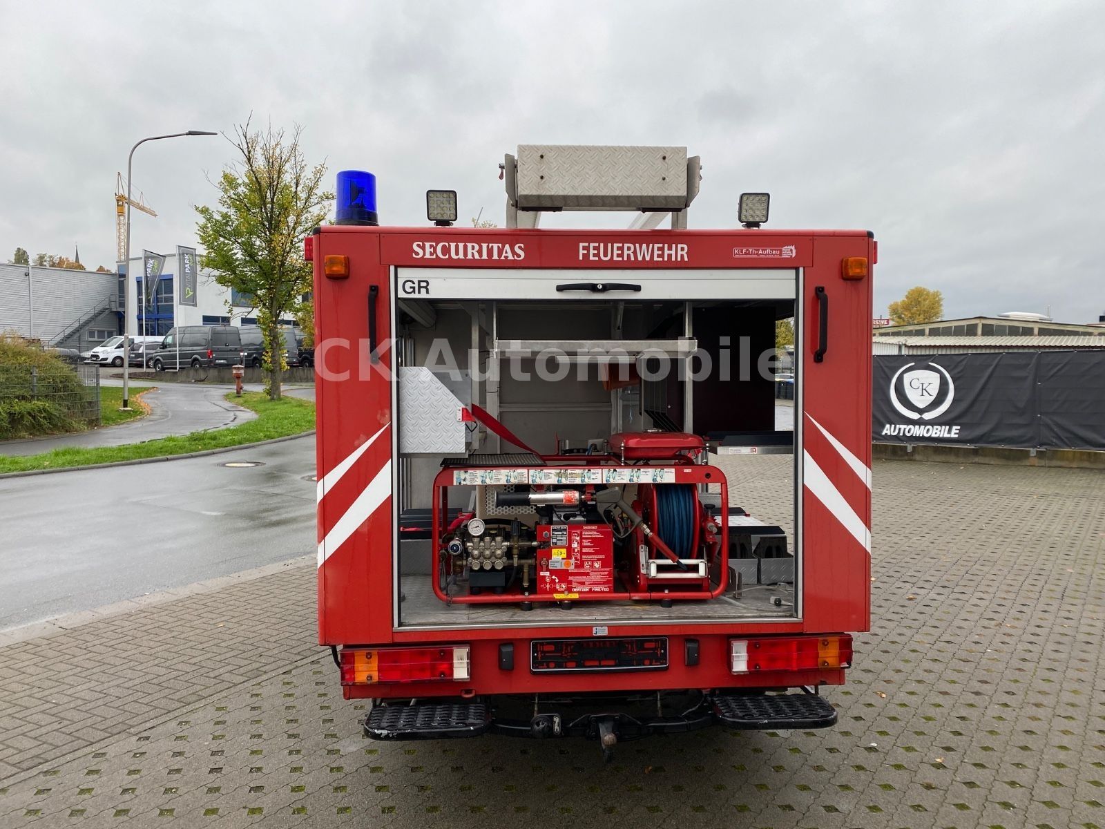 Fahrzeugabbildung Mercedes-Benz Sprinter 314 CDI Feuerwehr/5 Sitze/Sperre/2 Hand