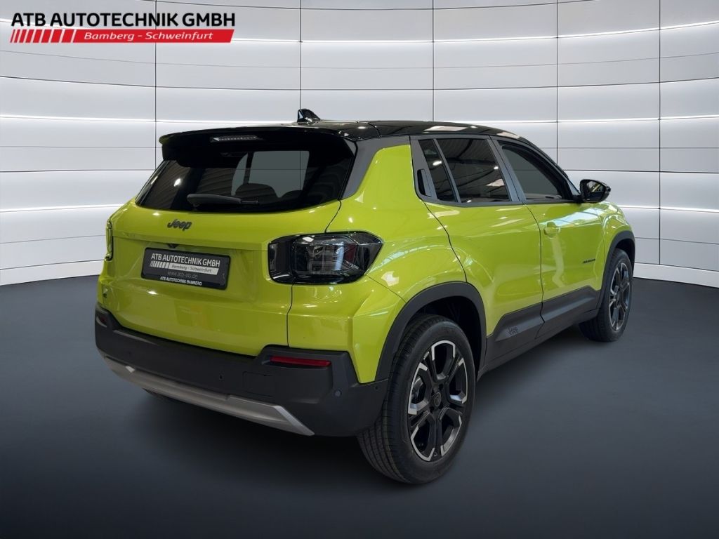 Fahrzeugabbildung Jeep Avenger Summit Electric WINTER MATRIX 360GRAD AC