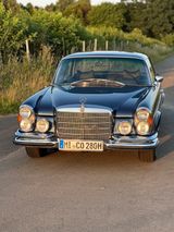 Mercedes-Benz 280
