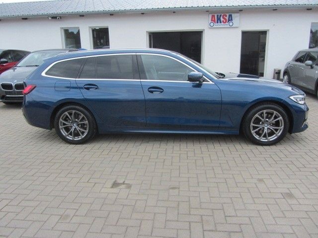 BMW 320d Touring Luxury Line Automatik foto 7