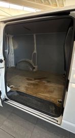 Volkswagen T6 Transporter - 8