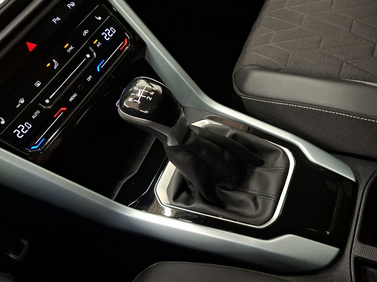 Volkswagen T-Roc - Bild 11