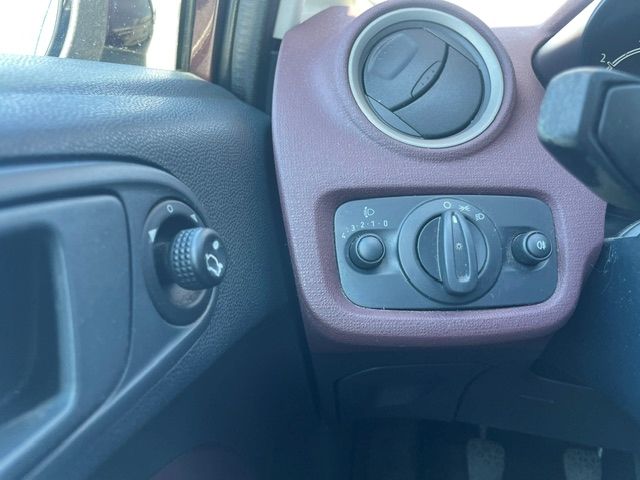 Fahrzeugabbildung Ford Fiesta Trend KLIMA Allwetter Alu el.SP teilb.Rüc