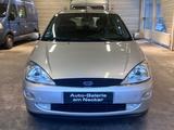 Ford Focus 1.6 Automatik Ghia Klima TÜV NEU - Ford aus 2001