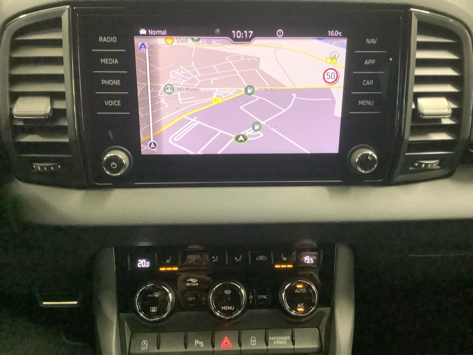 Karoq Sportline TDI 110 kW DSG NAVI LED AHK