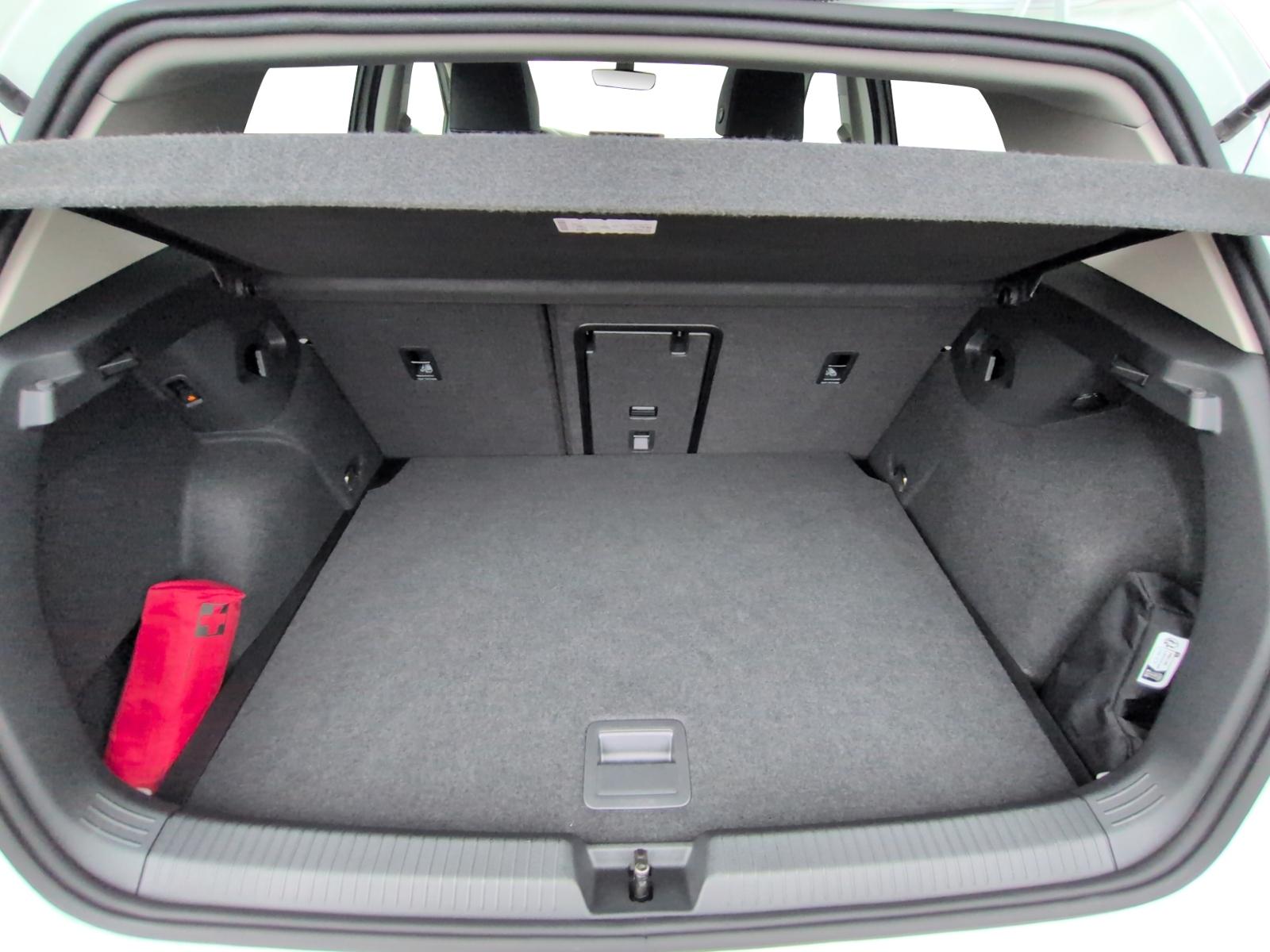 Volkswagen Golf VIII 1.5 eTSI DSG Goal LED+PANO+AHK, миниатюра 16