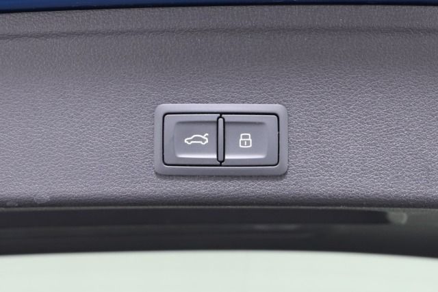 Audi RS4 - Bild 17