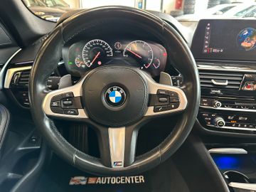 MYAUTOCENTER – Gebraucht- und Jahreswagen mit Werkstattservice in Pfaffenhofen BMW 520 *KEYLES*HEAD-UP*PANO*ACC*AHK*PDC(CAM)*