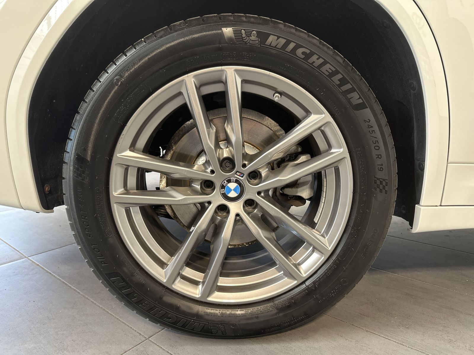 Fahrzeugabbildung BMW X3 xDrive20d M-Sport NAV+LED+HEAD-UP+KAMERA+19ZO