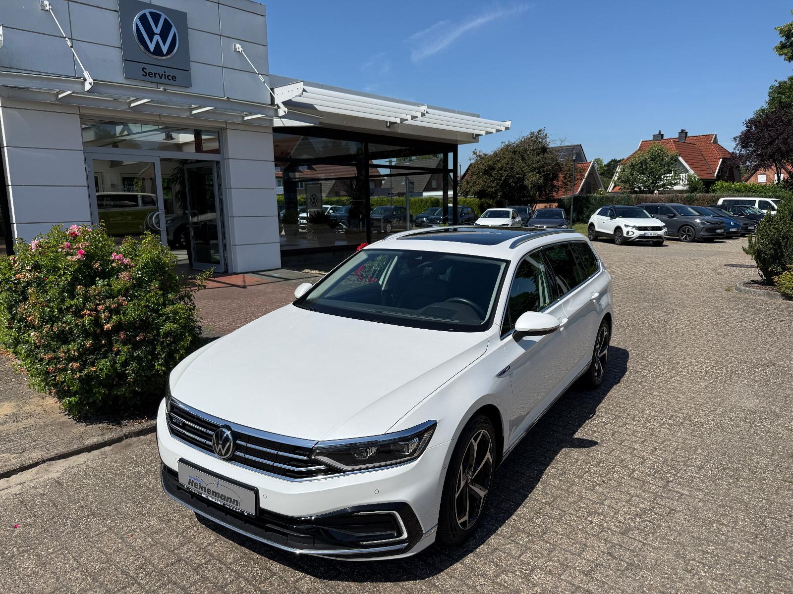 Volkswagen Passat Variant 1.4 TSI DSG GTE Variant R-Line