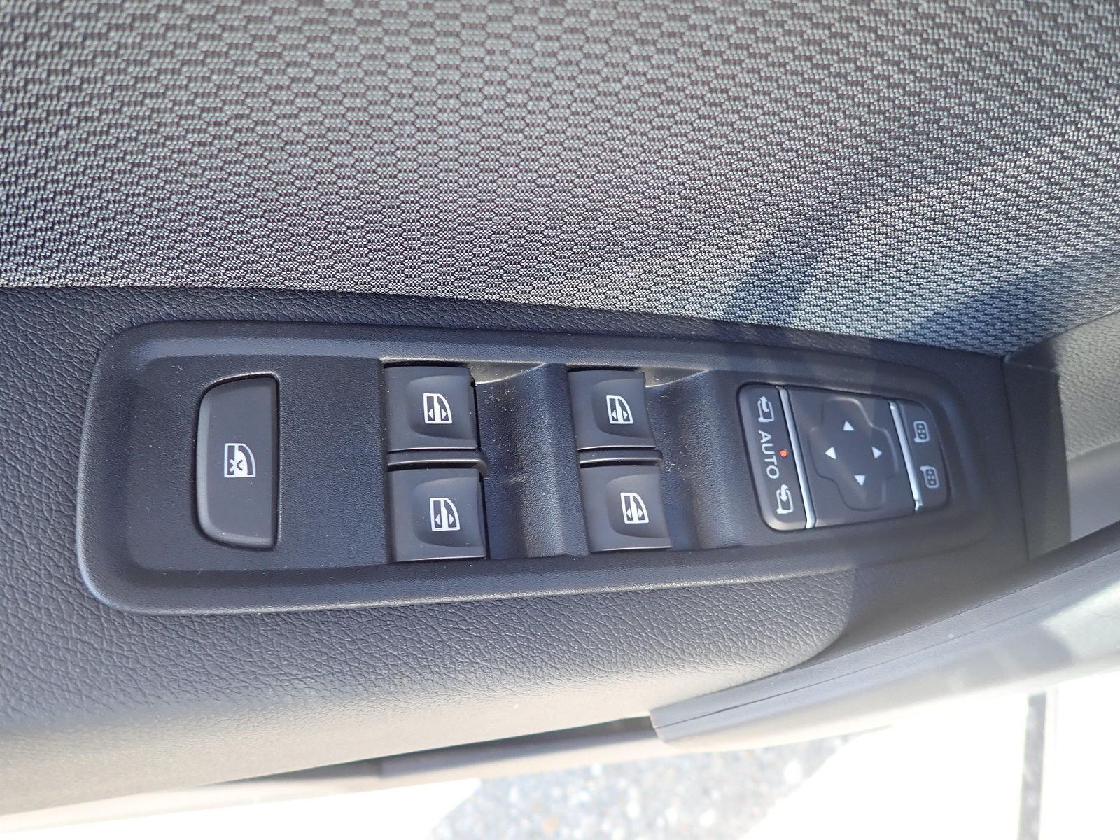Fahrzeugabbildung Renault Grand Kangoo E-TECH Techno 45KW AC22 (L2)