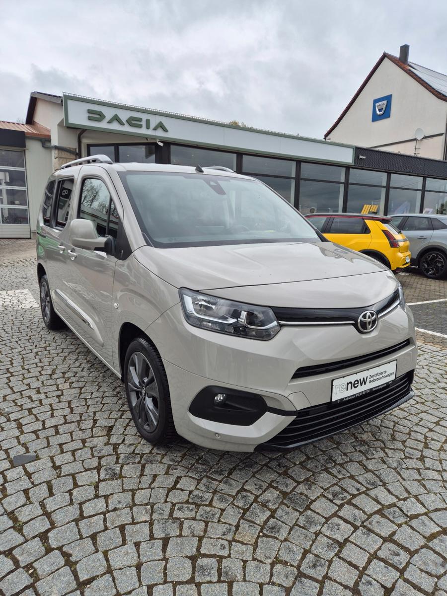 Toyota Proace City Verso L1 Team Deutschland 1.2