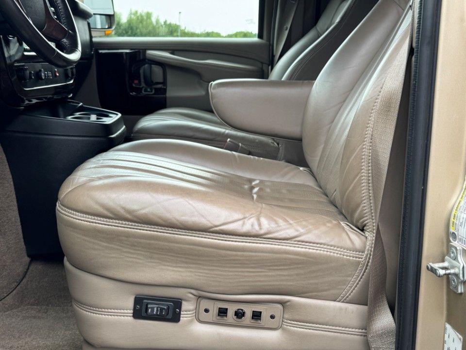 Fahrzeugabbildung Chevrolet Express Chevy Van Explorer Ltd. LPG Stabitrac