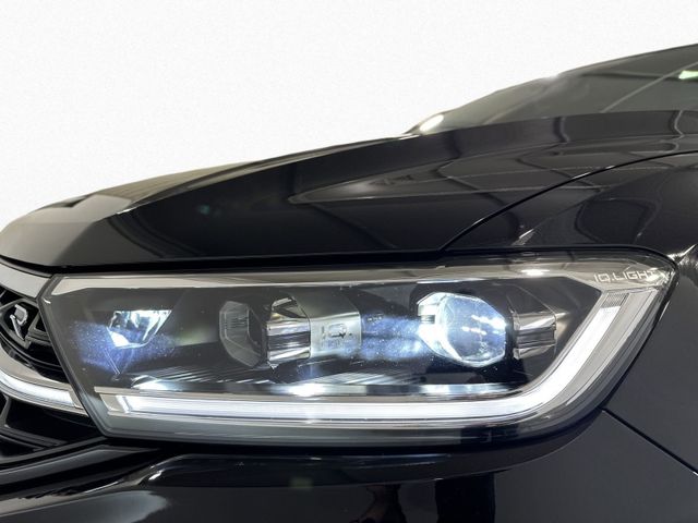 T-Roc R 2.0 TSI BLACK AKRA+IQ.LIGHT+PANO+AKRA+NA