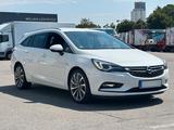 Opel Astra ST+ 1.6 BiTurbo Diesel 160Ps*8-fach* - Opel Astra: 160