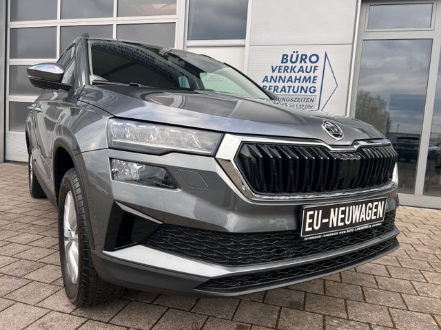 Skoda Karoq 1.5 TSI DSG Selection AHK KAM LED 5J GAR