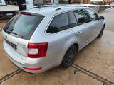 Skoda Octavia 2.0 TDI Green tec DSG Elegance Combi.. - Skoda Octavia: Combi Elegance TDI