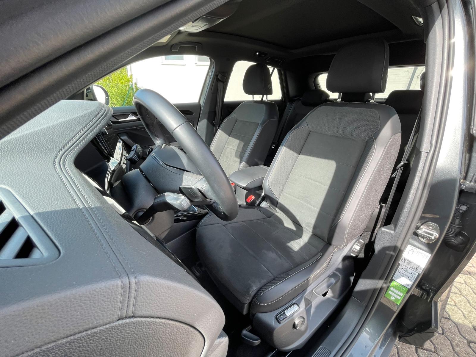 Volkswagen T-Roc R-Line 1.5 DSG ACC BLACK STYLE NAV PANO, миниатюра 11