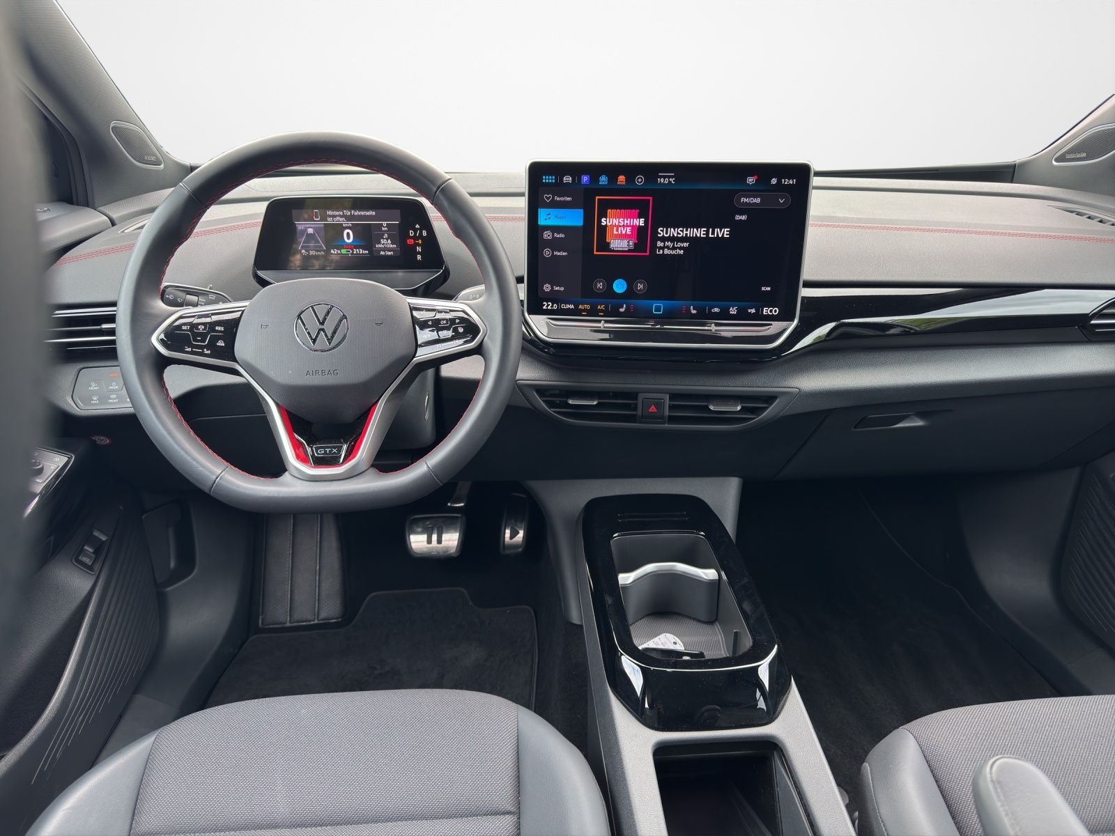 Volkswagen ID.4 GTX 4M 250 kW mit Infotainment-Paket Head foto 9