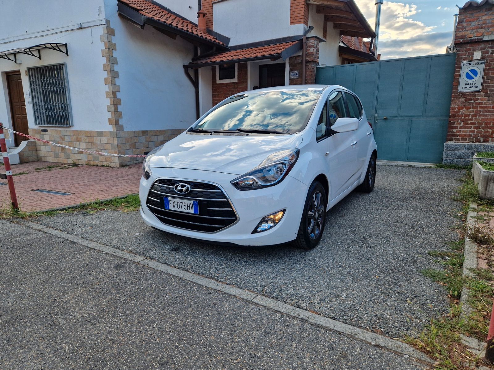 HYUNDAI ix20