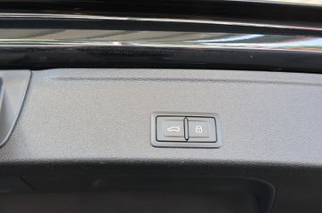 Audi A4 Avant 35 TFSI CARPLAY+FRONT+LED+17"