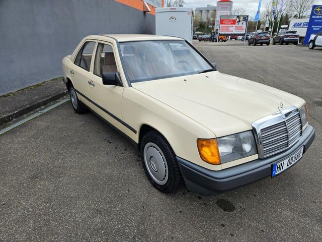 Mercedes-Benz 200 W124