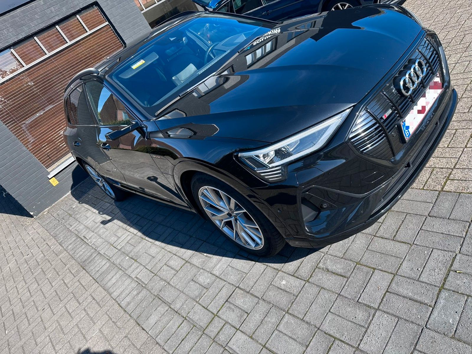 Audi e-tron 55 quattro S line imagem 2