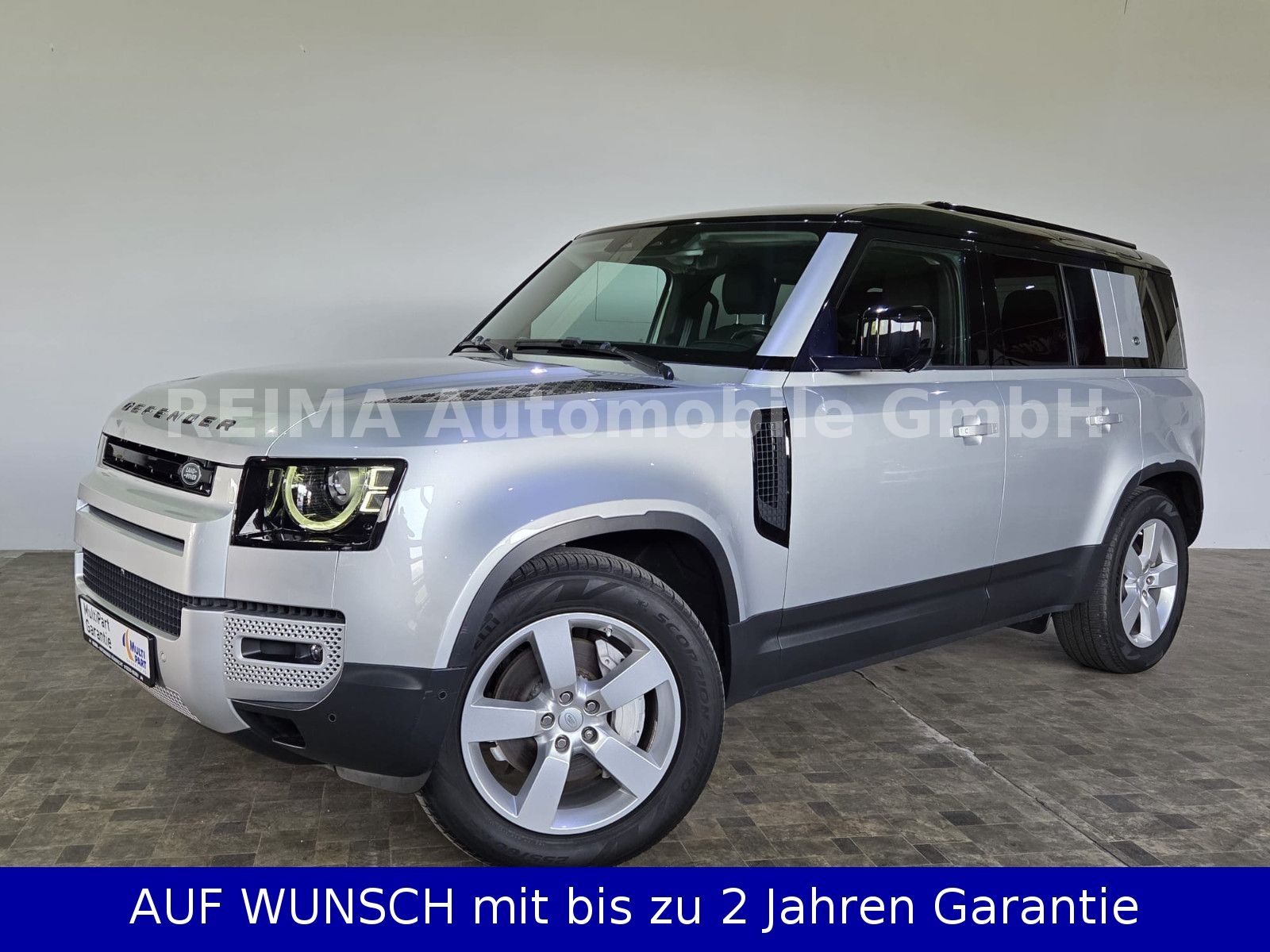 Fahrzeugabbildung Land Rover Defender 110 P400 V6, Pano, Meridian, Luft, LED