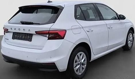 Skoda Fabia Selection 6-Gang Parkpilot+Kamera SOFORT imagem 2