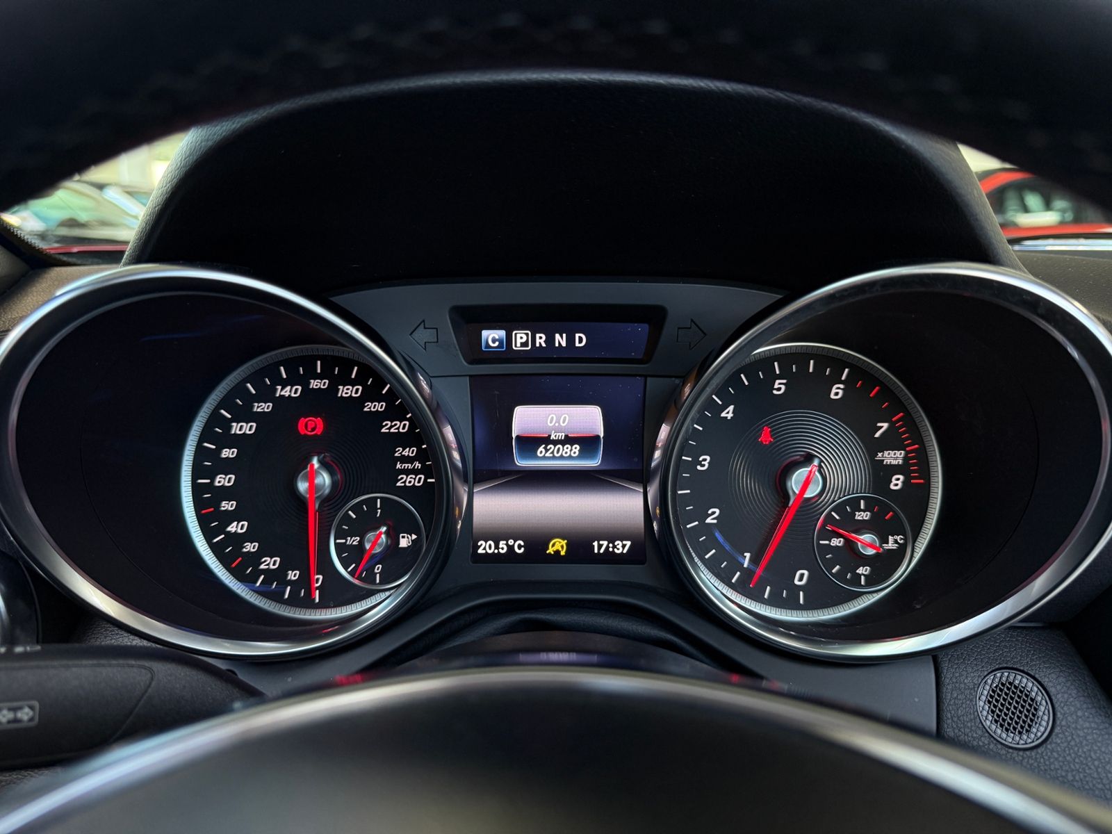 Fahrzeugabbildung Mercedes-Benz SLC 300 AIRSCARF LED NAVI SHZ