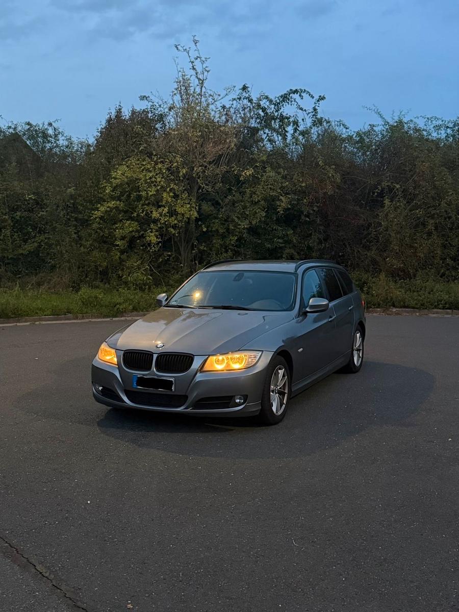 BMW 320