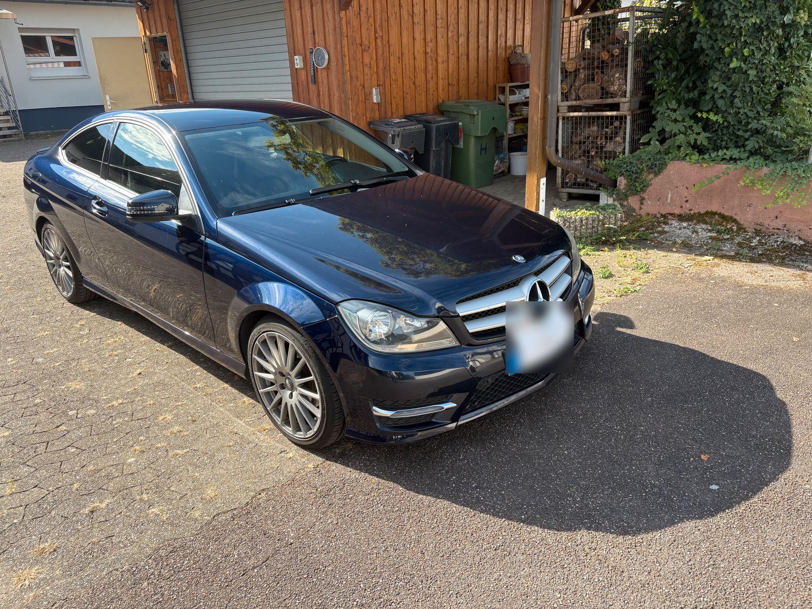 Mercedes-Benz C 220