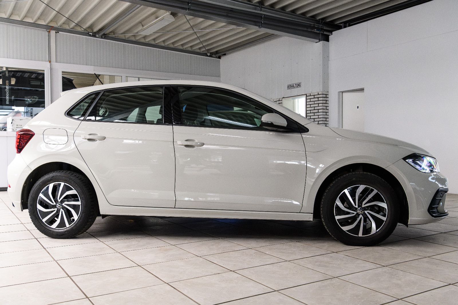Fahrzeugabbildung Volkswagen Polo VI Life