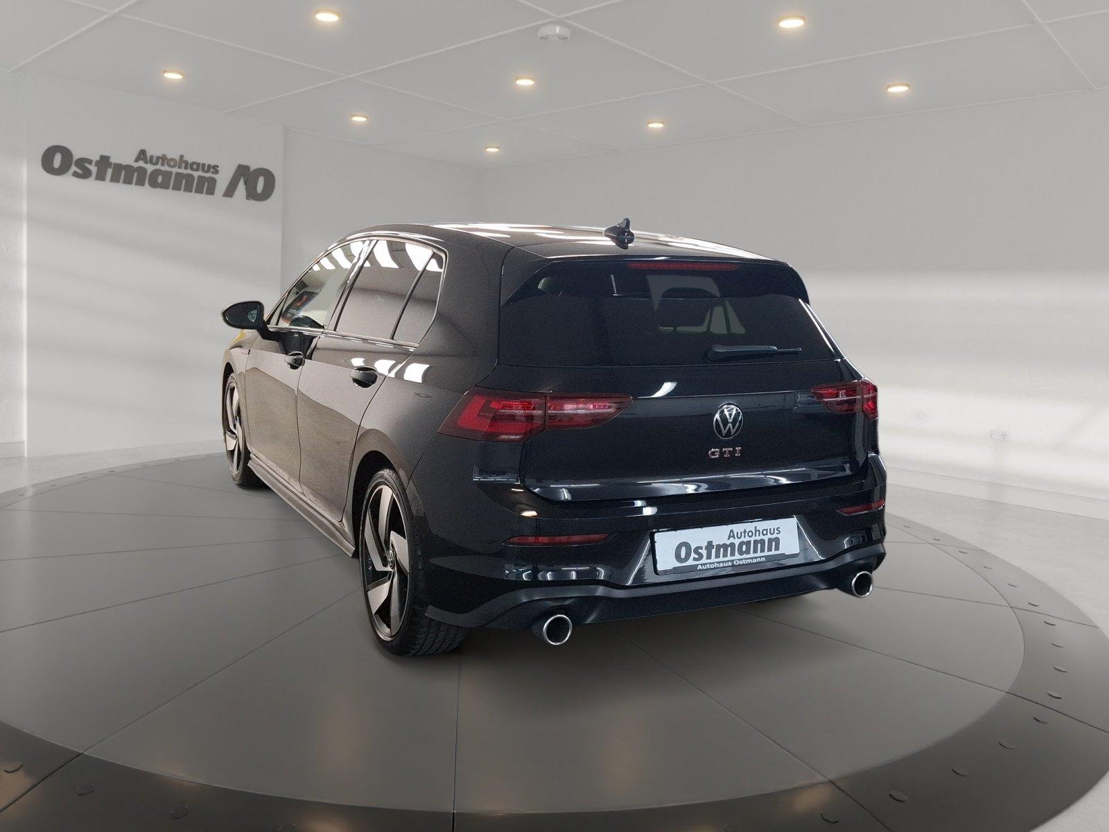 Volkswagen Golf VIII GTI 2.0 TSI 4xSHZ ACC Navi RFK STH