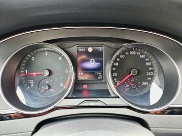 Volkswagen Passat Variant - 10