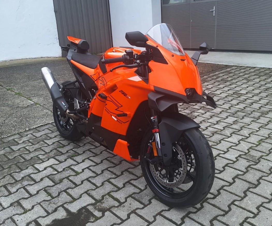 KTM 990 RC R, TechPack, Akrapovic, 2.800€ Zubehör