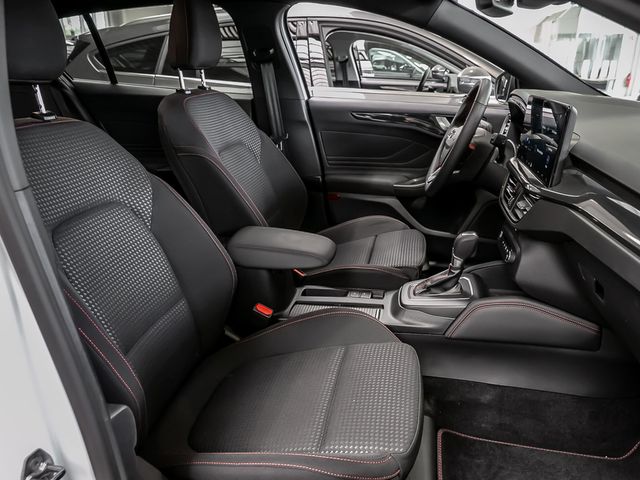 Ford Focus Turnier 1.0 ST-Line X Drive-Assist Navi