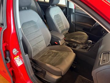 Volkswagen Golf - 12