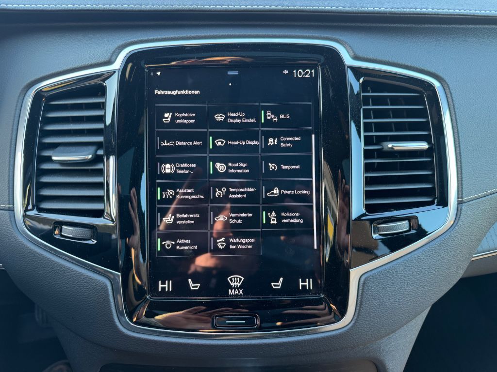 Fahrzeugabbildung Volvo XC90 Rech. T8 AWD Inscription+Luft+22Zoll+Akusti