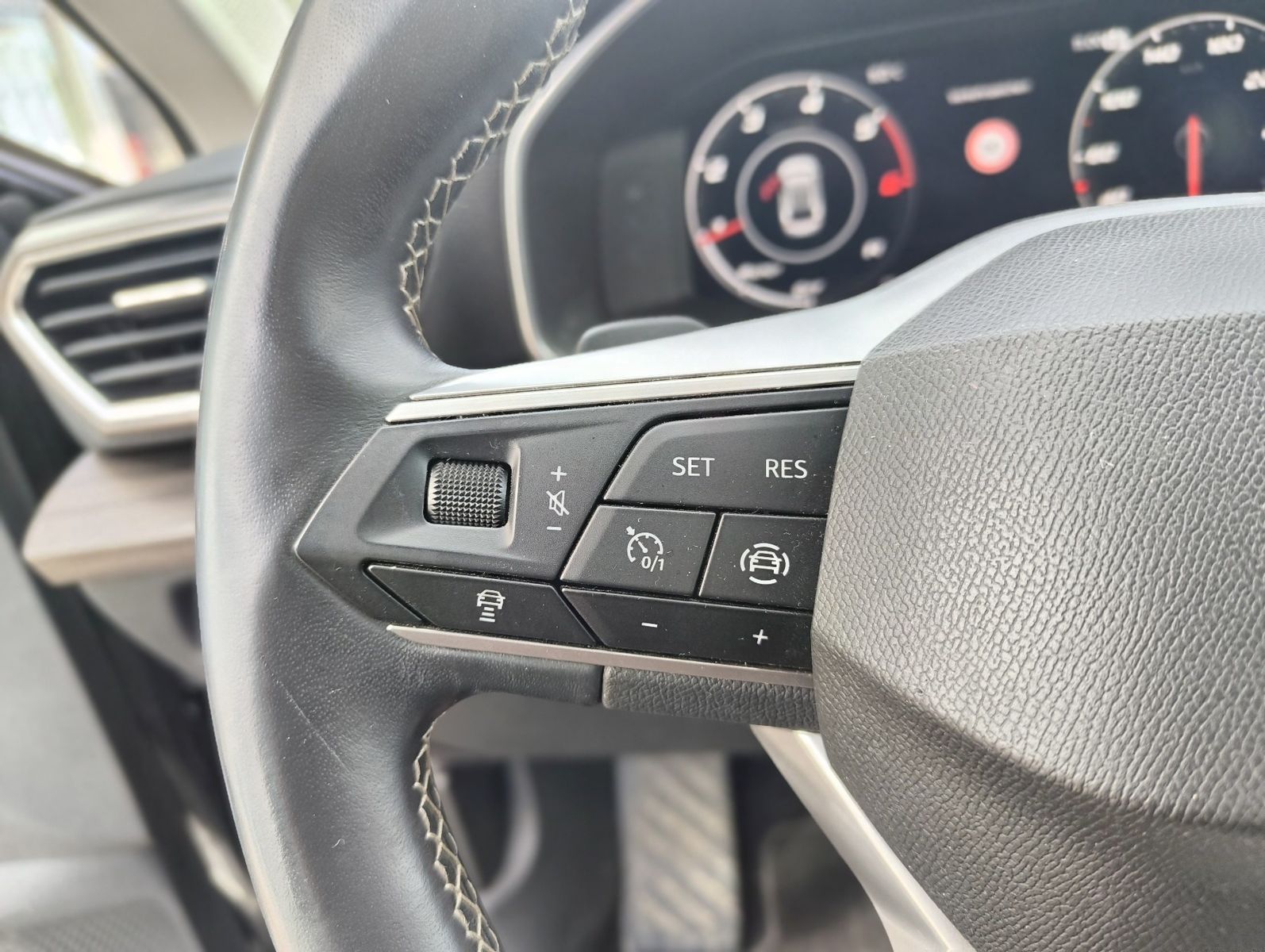 Fahrzeugabbildung SEAT Leon Sportstourer Xcellence 2.0 TDI DSG