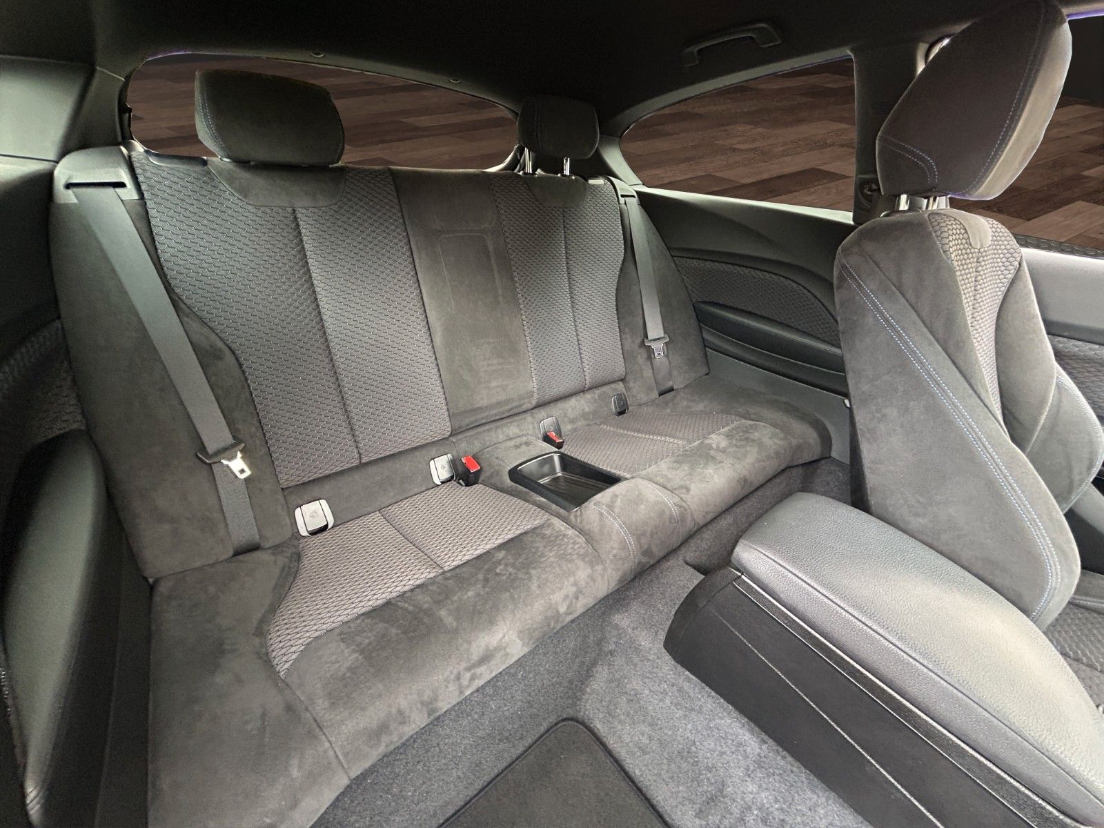 Fahrzeugabbildung BMW 116  3-trg. M Sport Paket