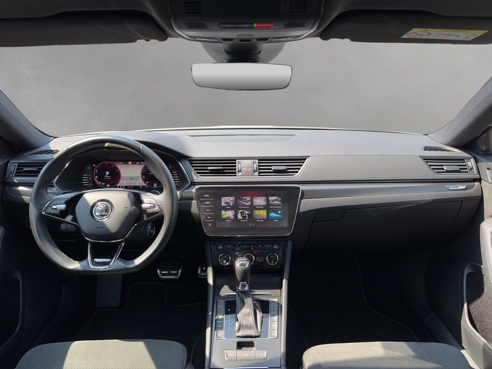 Fahrzeugabbildung SKODA Superb Combi 2.0 TSI Sportline 4x4/AHK/PANO/360°