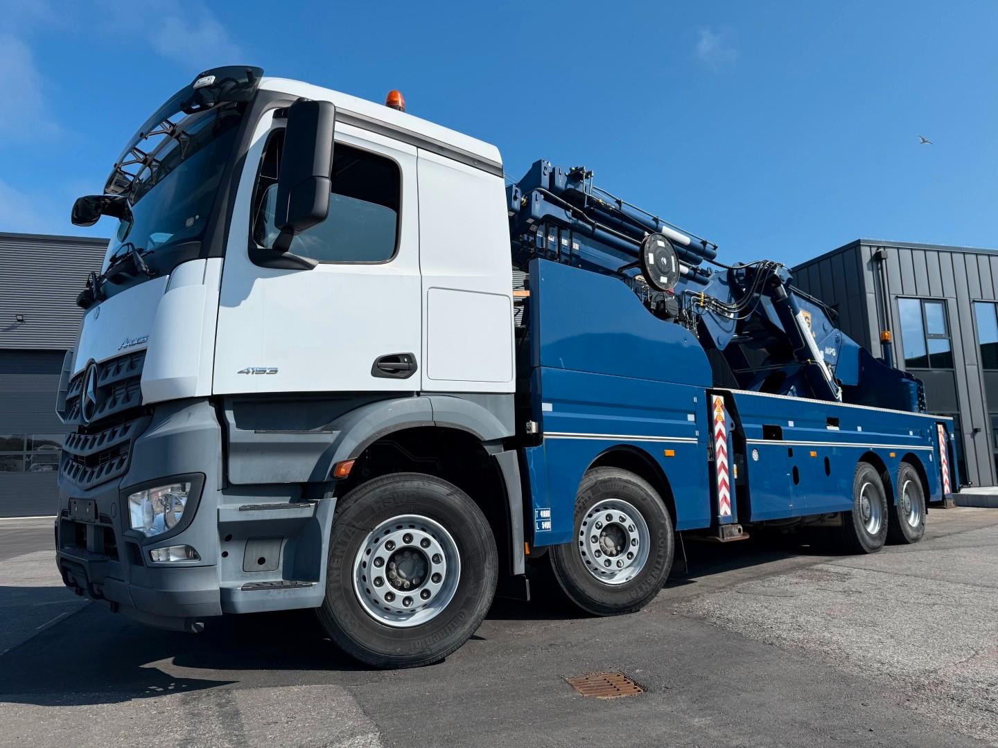 Mercedes-Benz Arocs 4153 8x4 Crane / Grua MPG 220 TM7 Winch